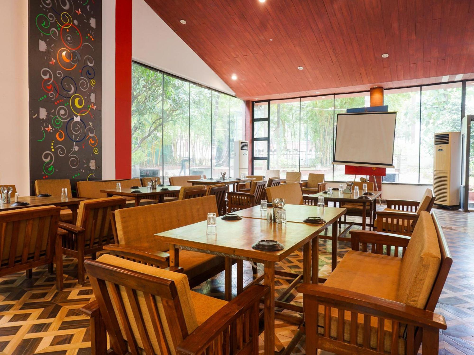 Collection O Orchard Resort Pune Bagian luar foto