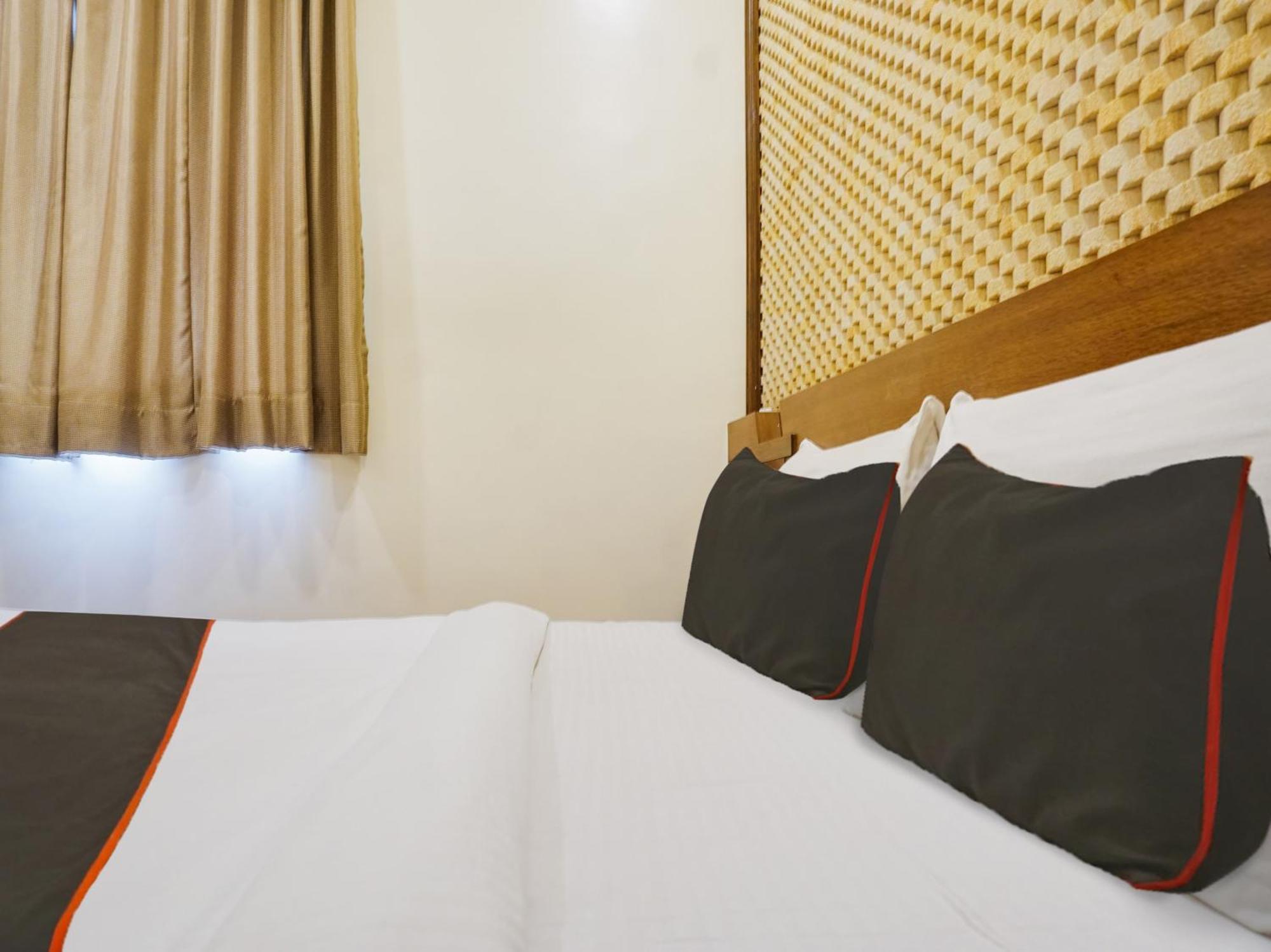 Collection O Orchard Resort Pune Bagian luar foto